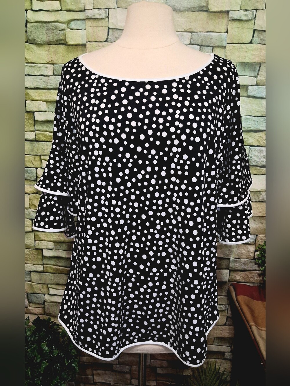 NY Collection XL Black and White Polka Dot Blouse